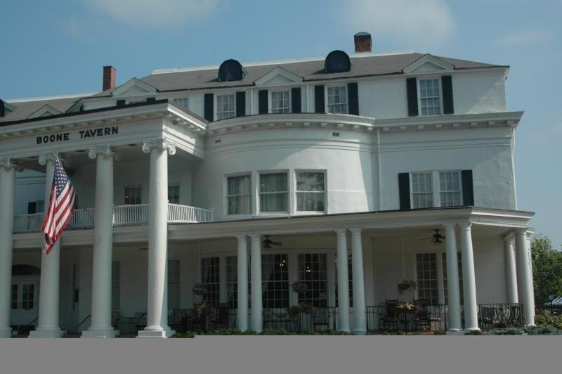 Historic Boone Tavern Berea Εξωτερικό φωτογραφία